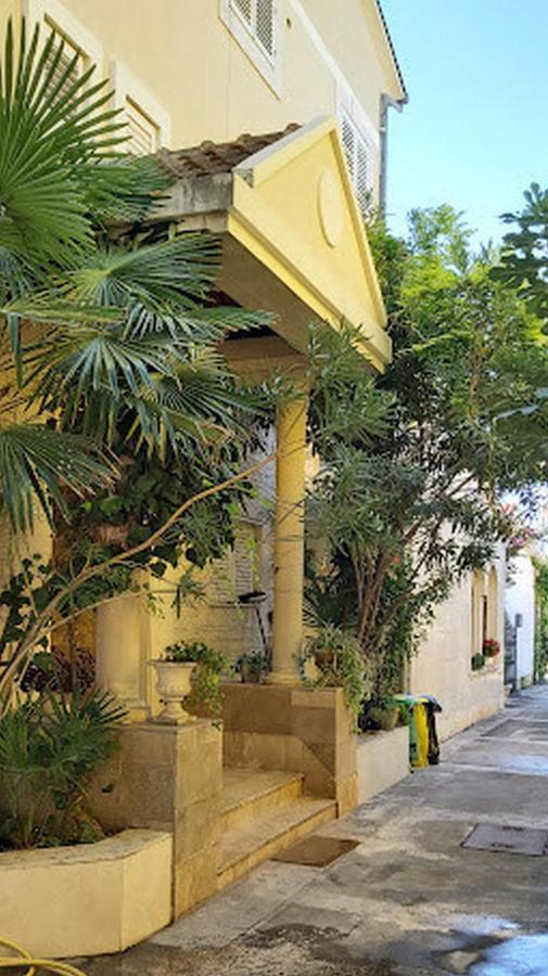 Rooms And Apartments Palma B&B Medulin Exterior foto